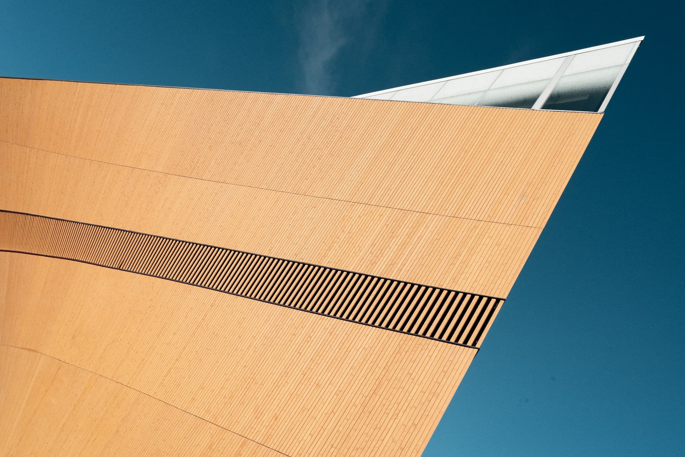 Détail d'une façade en bardage bois